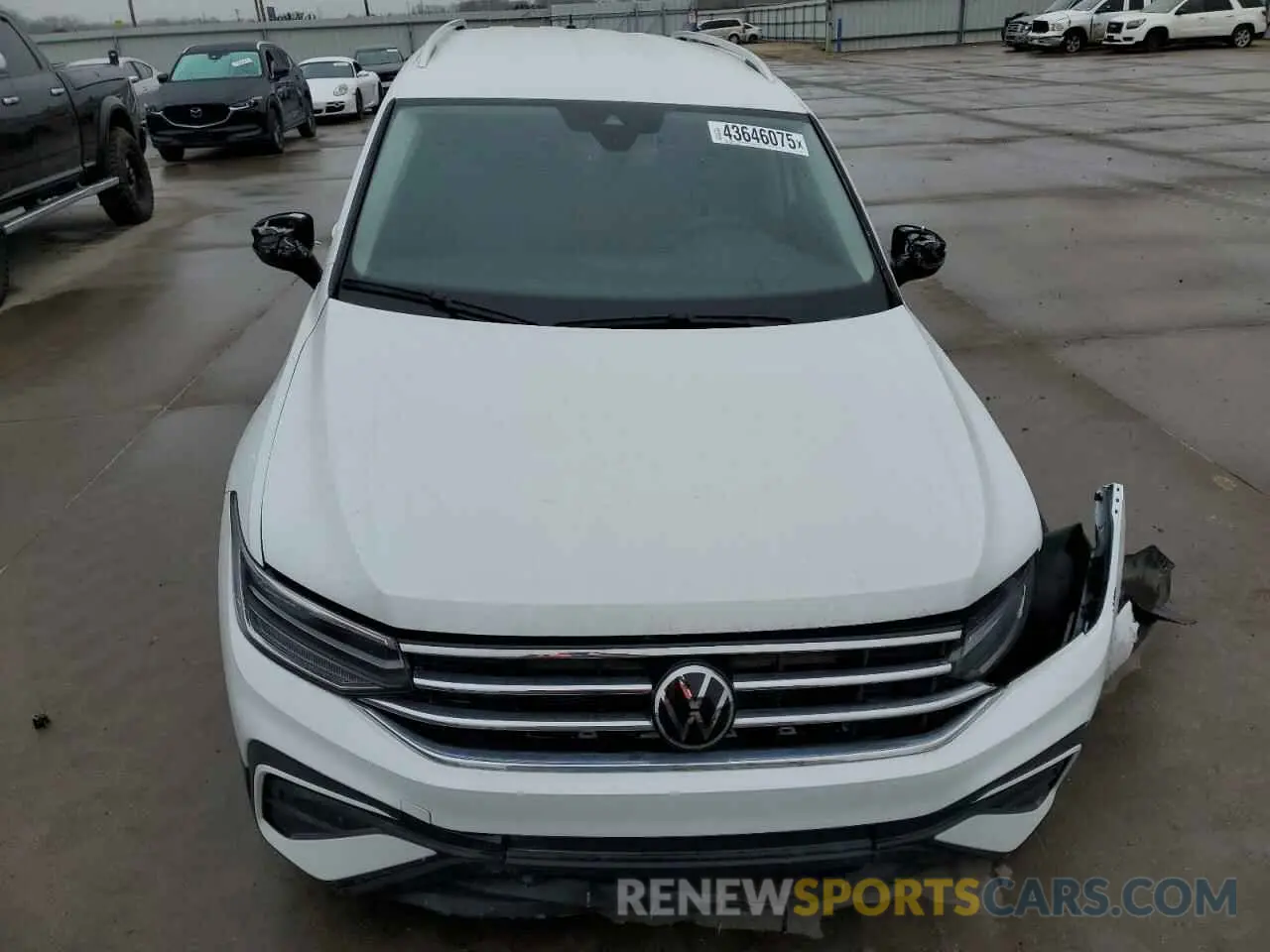 5 Photograph of a damaged car 3VV3B7AX8RM115436 VOLKSWAGEN TIGUAN 2024