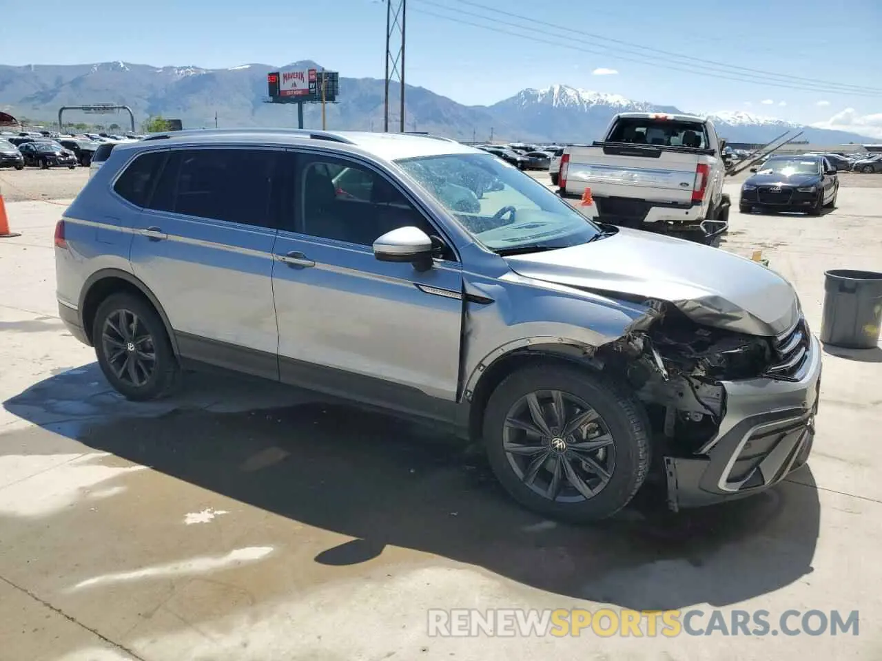 4 Фотография поврежденного автомобиля 3VV3B7AXXRM048869 VOLKSWAGEN TIGUAN 2024