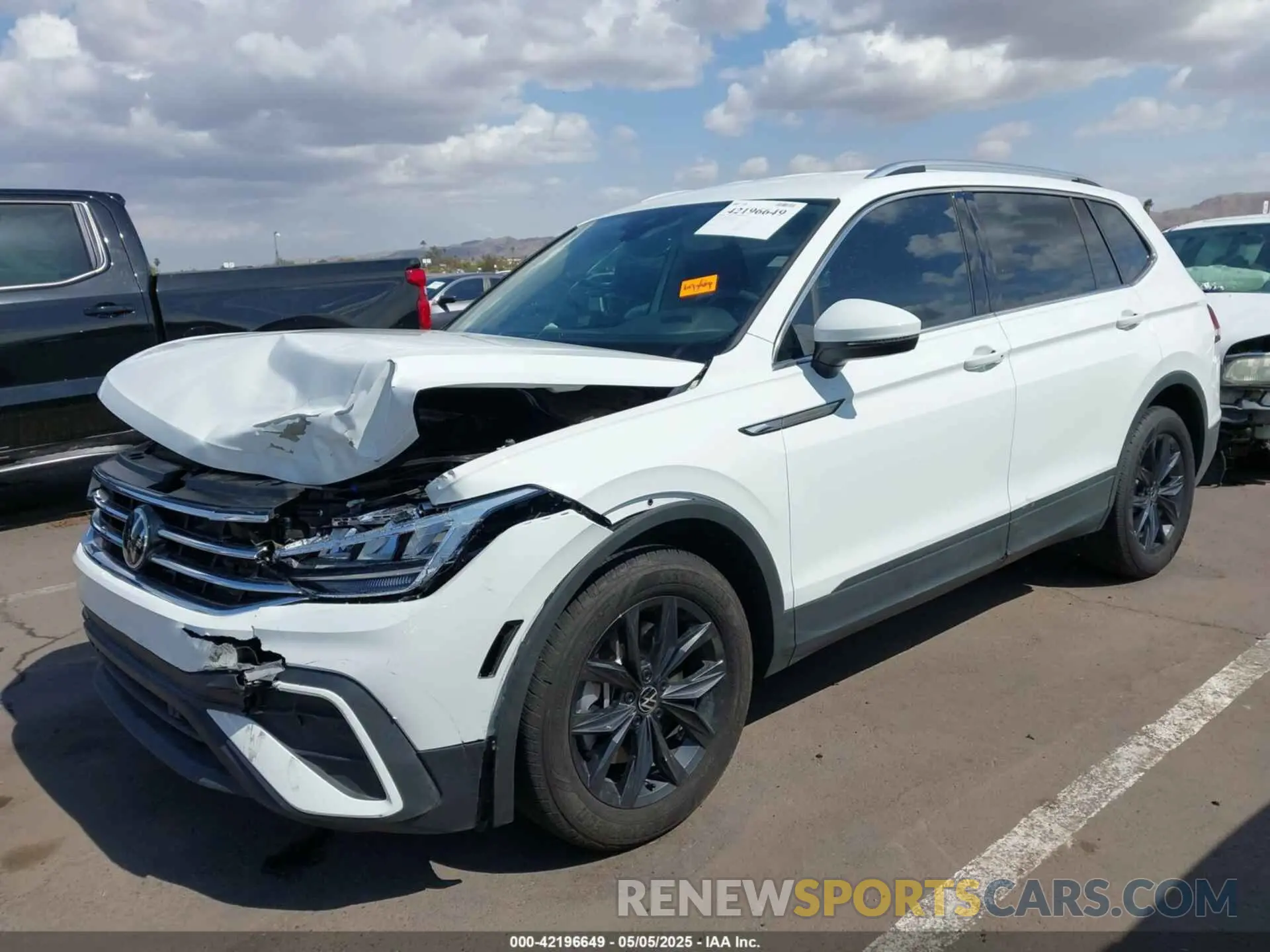 2 Фотография поврежденного автомобиля 3VV3B7AXXRM101084 VOLKSWAGEN TIGUAN 2024