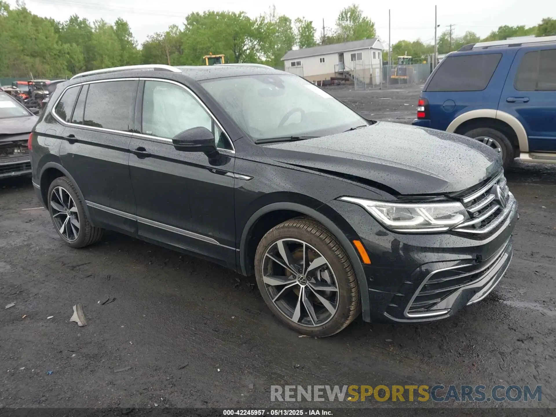 1 Фотография поврежденного автомобиля 3VV4B7AX1RM196915 VOLKSWAGEN TIGUAN 2024