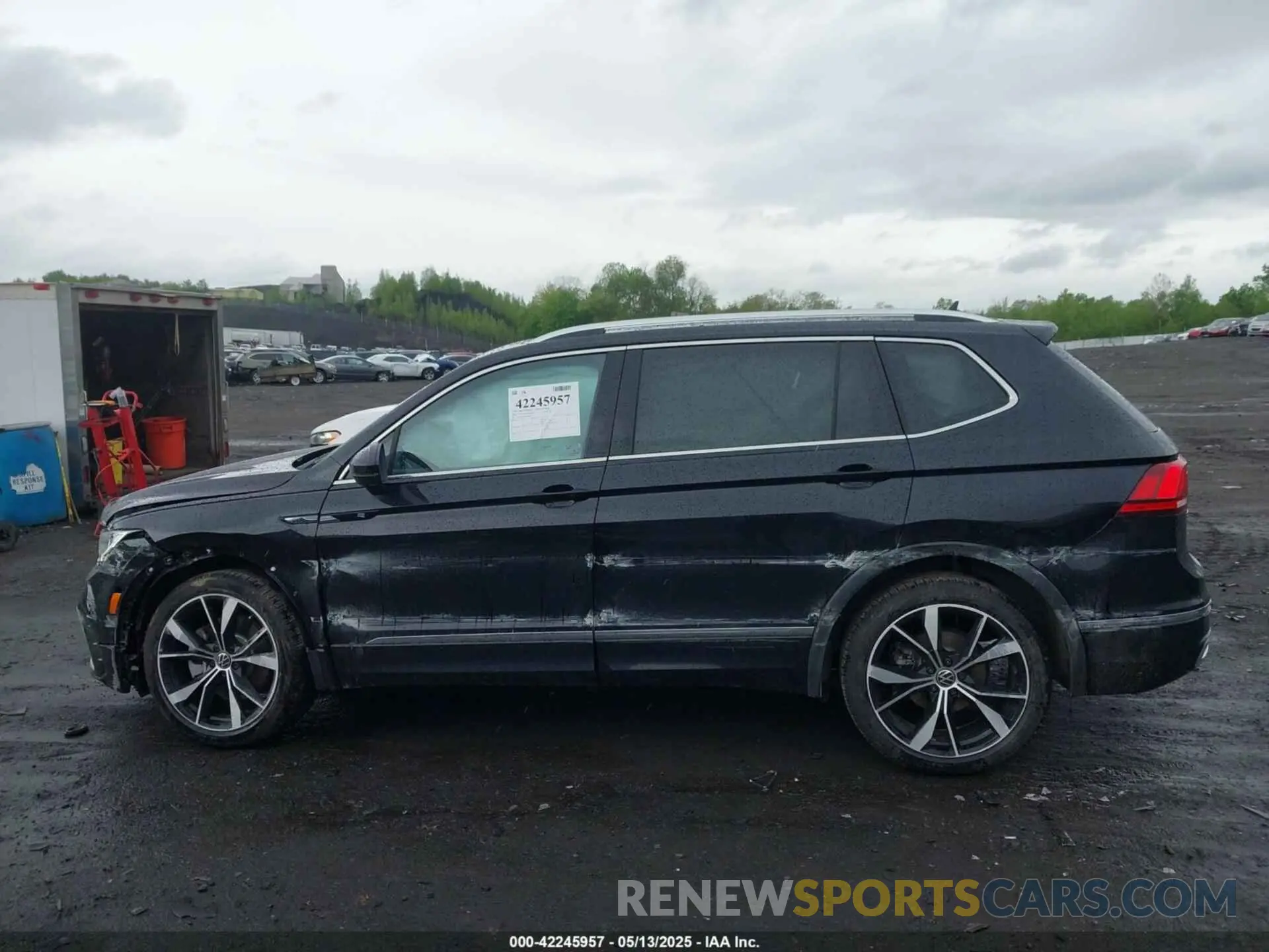 14 Фотография поврежденного автомобиля 3VV4B7AX1RM196915 VOLKSWAGEN TIGUAN 2024