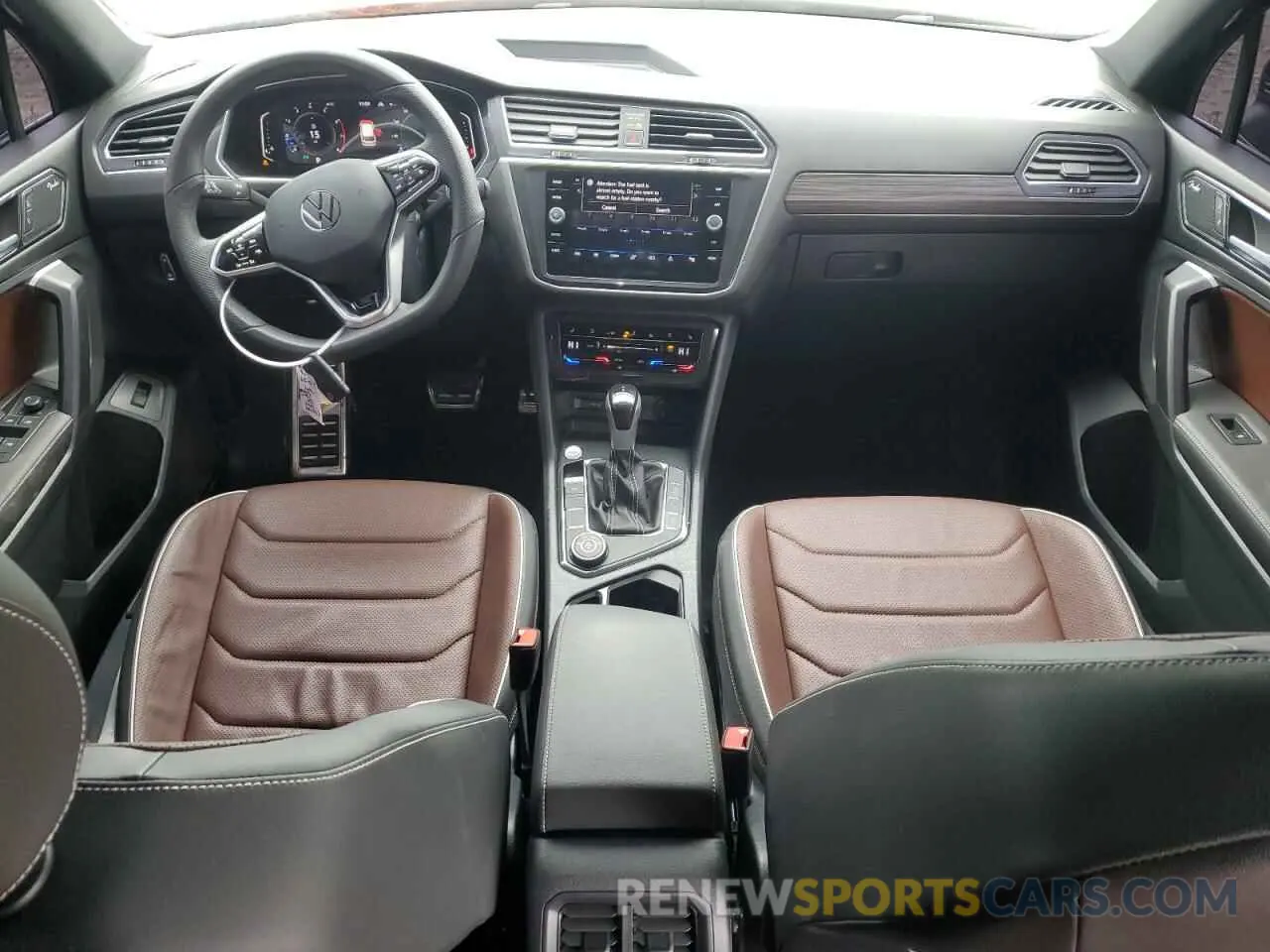 8 Photograph of a damaged car 3VV4B7AX8RM037891 VOLKSWAGEN TIGUAN 2024
