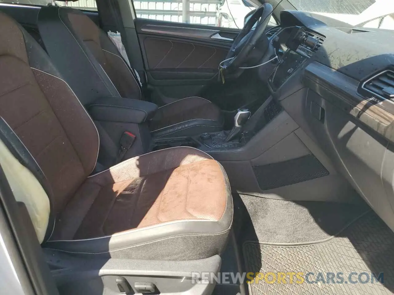 7 Photograph of a damaged car 3VV4B7AX9RM043389 VOLKSWAGEN TIGUAN 2024