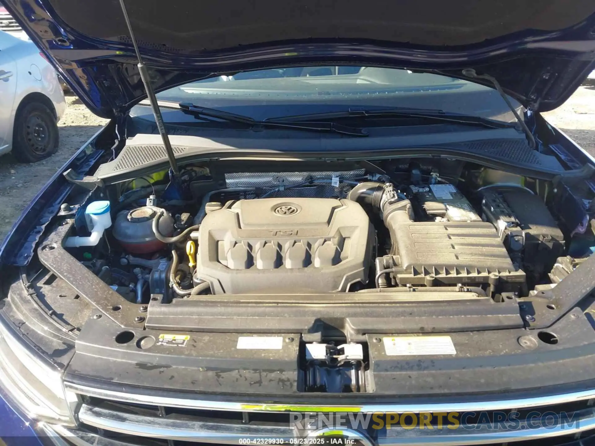 10 Photograph of a damaged car 3VV6B7AX5RM225695 VOLKSWAGEN TIGUAN 2024