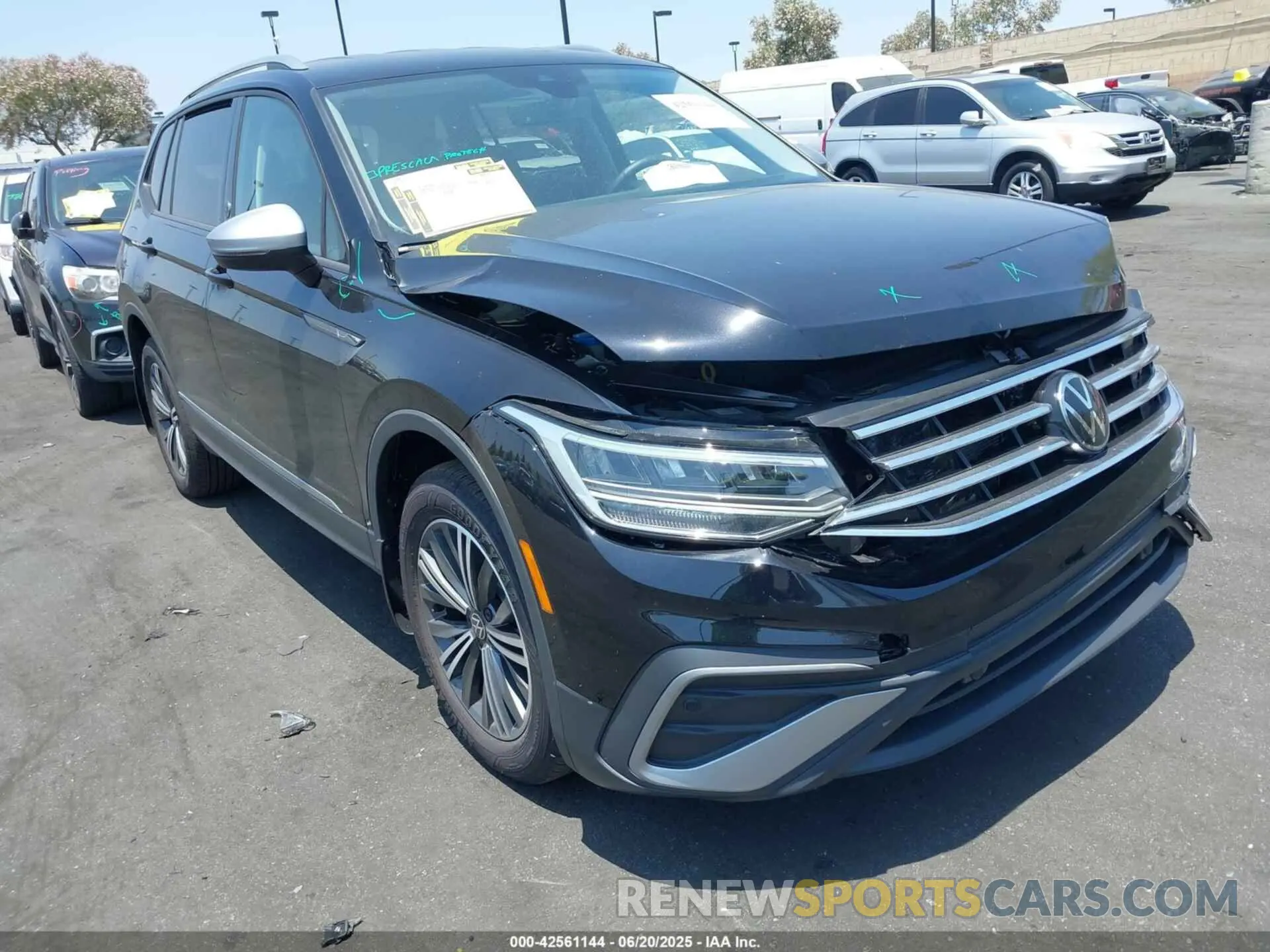 1 Photograph of a damaged car 3VV6B7AX5RM225731 VOLKSWAGEN TIGUAN 2024