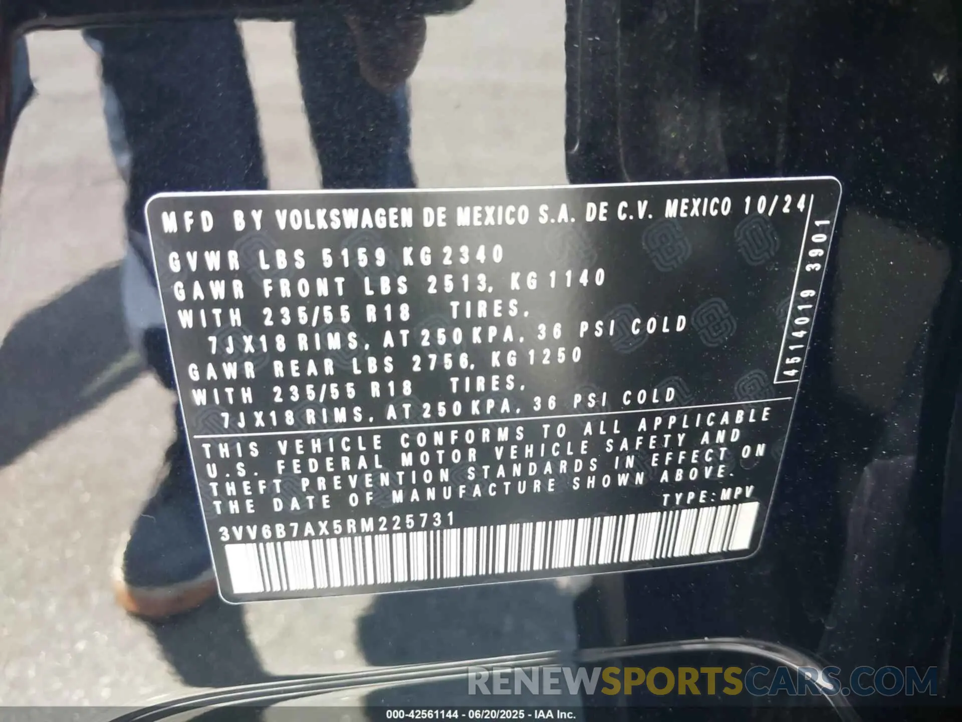 9 Photograph of a damaged car 3VV6B7AX5RM225731 VOLKSWAGEN TIGUAN 2024