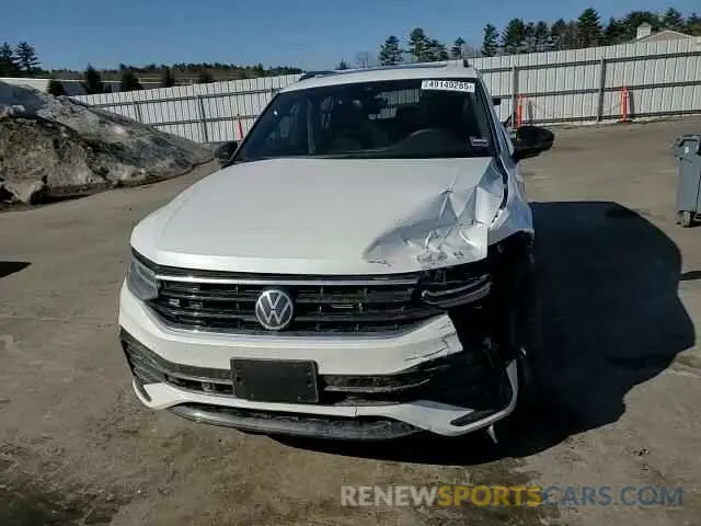 12 Photograph of a damaged car 3VV8B7AX0RM210689 VOLKSWAGEN TIGUAN 2024