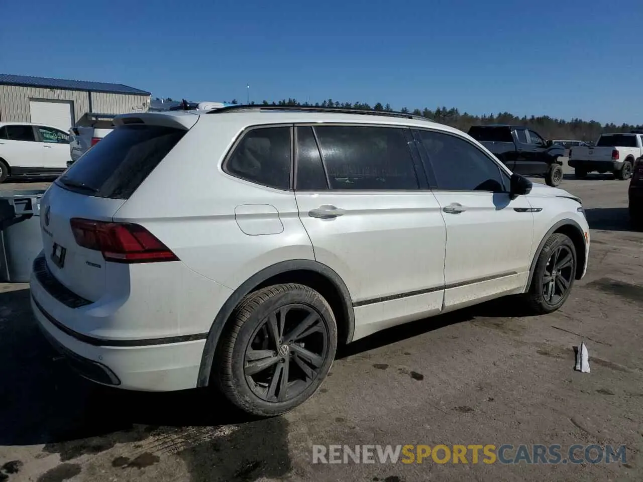 3 Photograph of a damaged car 3VV8B7AX0RM210689 VOLKSWAGEN TIGUAN 2024