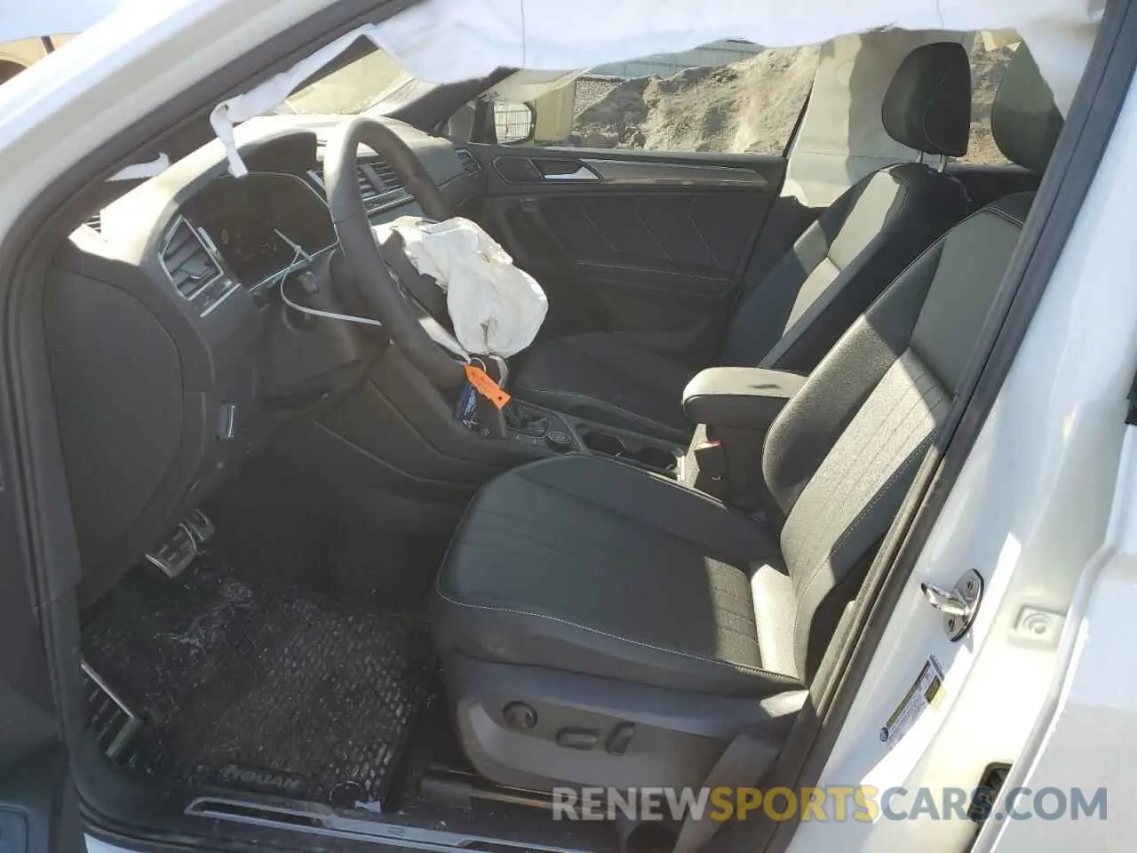 7 Photograph of a damaged car 3VV8B7AX0RM210689 VOLKSWAGEN TIGUAN 2024