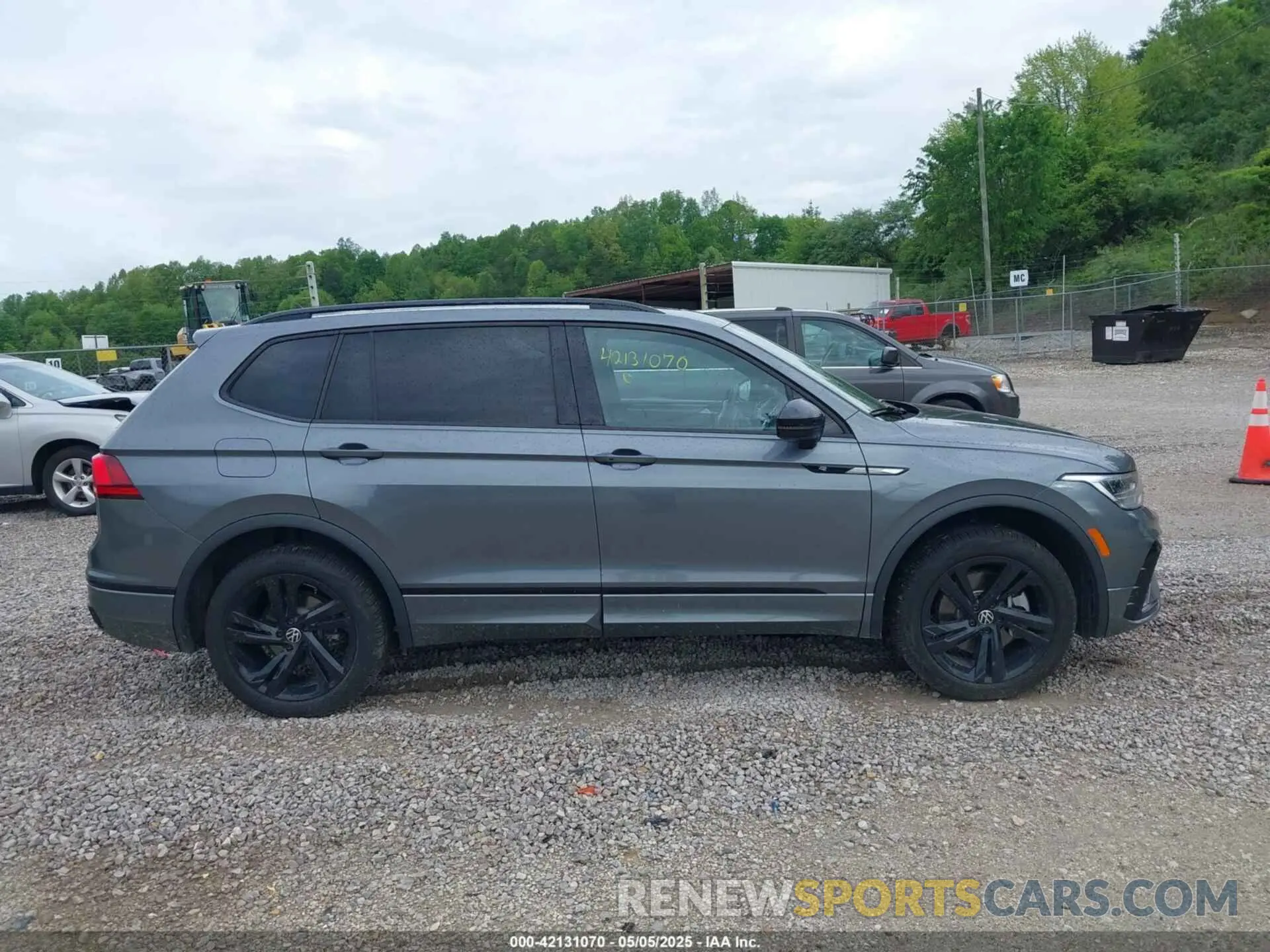 13 Фотография поврежденного автомобиля 3VV8B7AX1RM181025 VOLKSWAGEN TIGUAN 2024