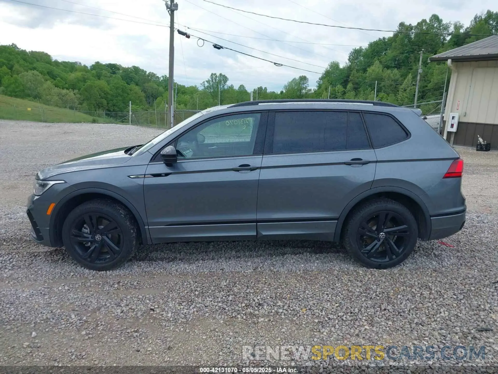 14 Фотография поврежденного автомобиля 3VV8B7AX1RM181025 VOLKSWAGEN TIGUAN 2024