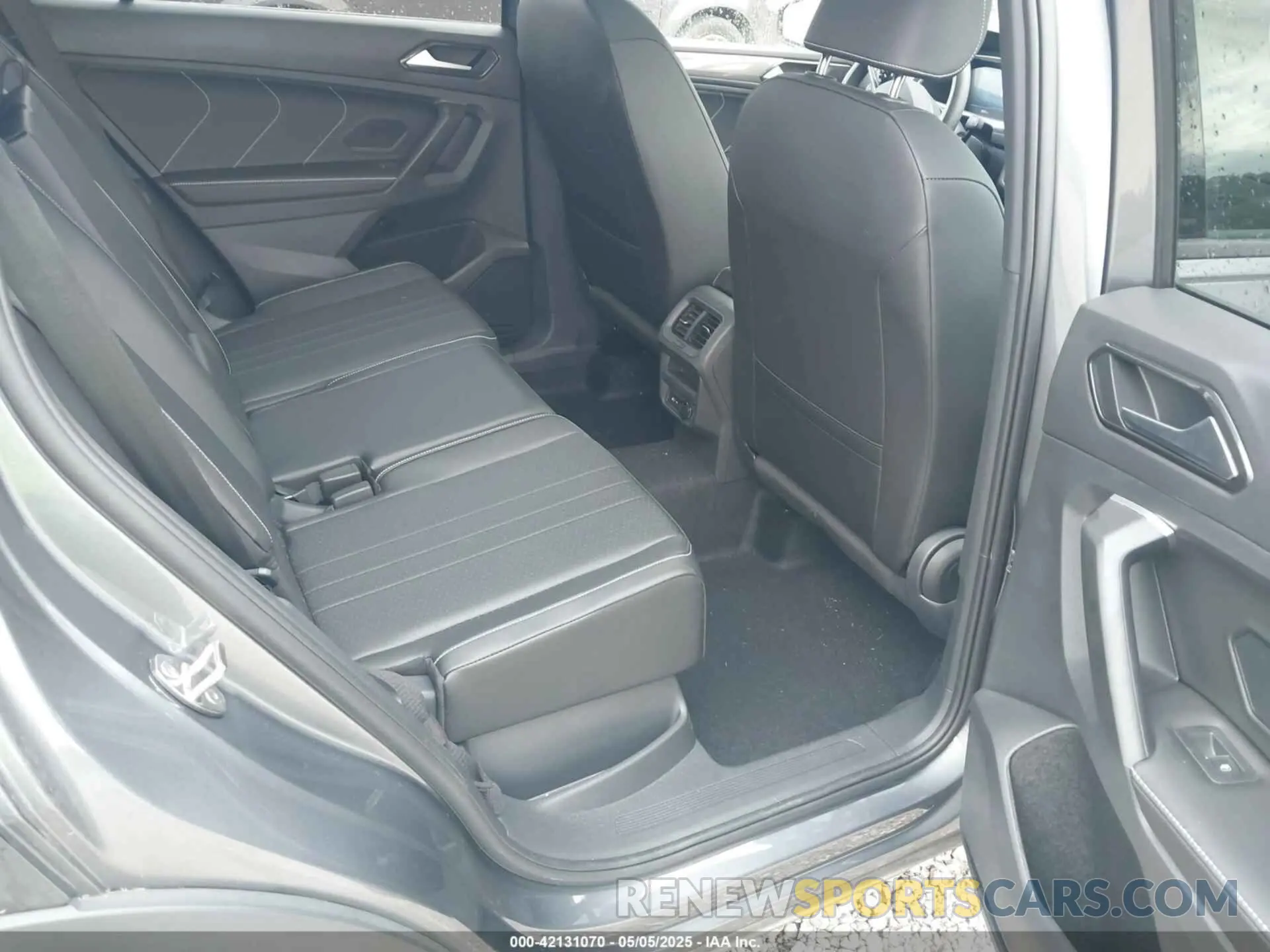 8 Фотография поврежденного автомобиля 3VV8B7AX1RM181025 VOLKSWAGEN TIGUAN 2024