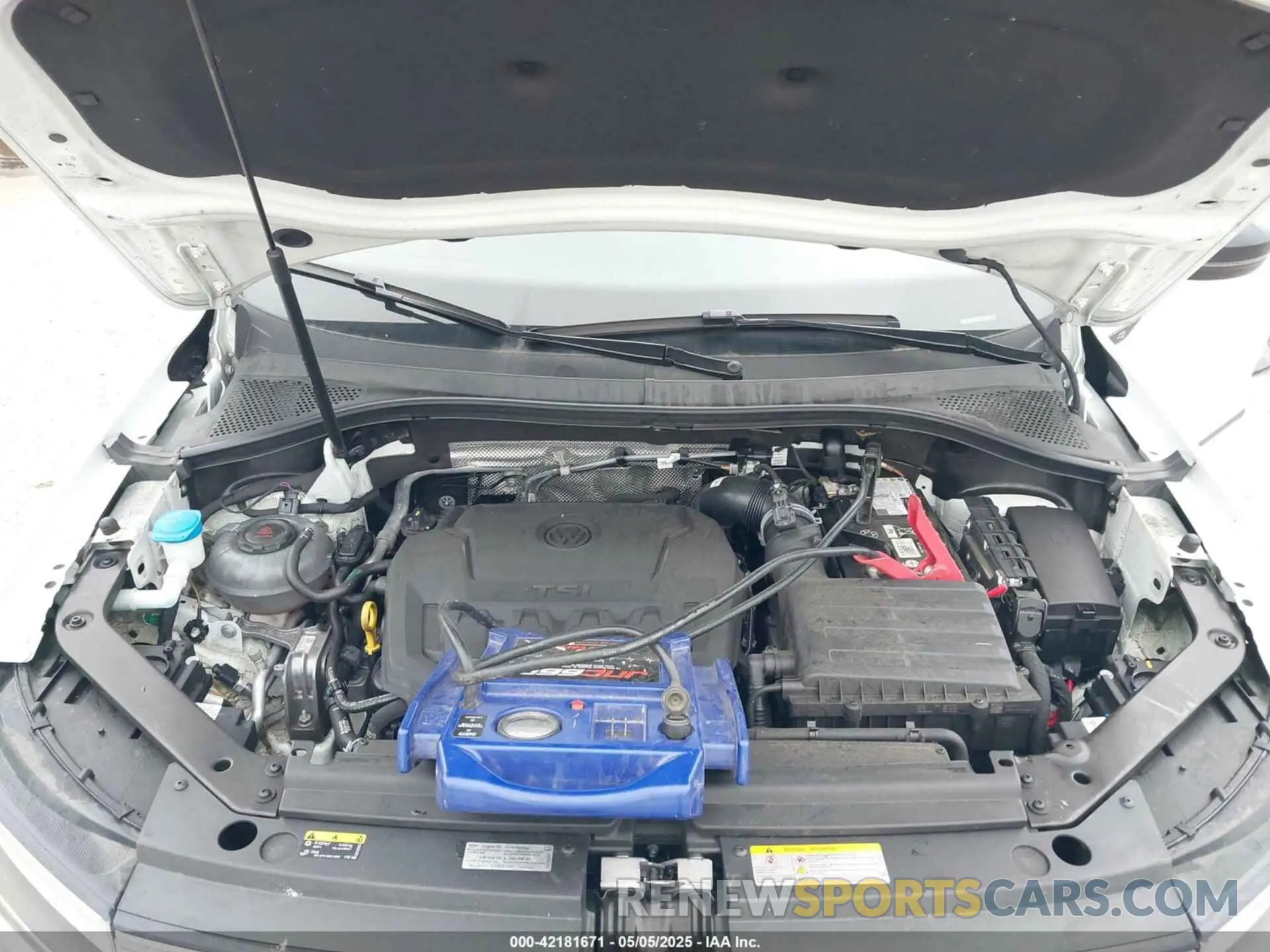 10 Photograph of a damaged car 3VV8B7AX3RM019431 VOLKSWAGEN TIGUAN 2024