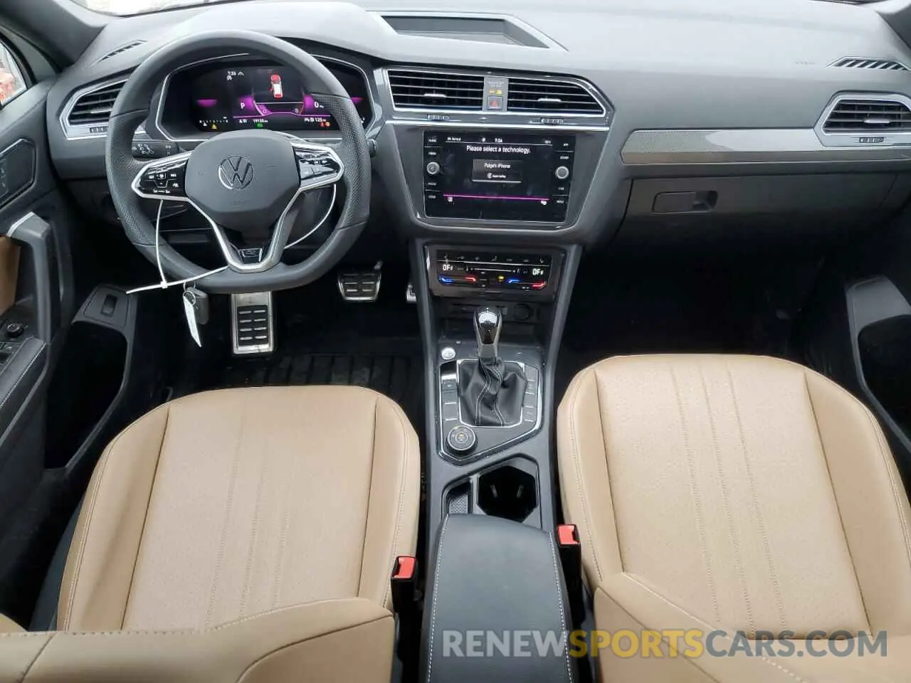8 Photograph of a damaged car 3VV8B7AX3RM115902 VOLKSWAGEN TIGUAN 2024