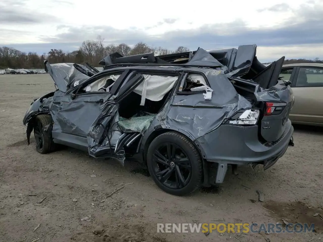 2 Фотография поврежденного автомобиля 3VV8B7AX4RM175123 VOLKSWAGEN TIGUAN 2024