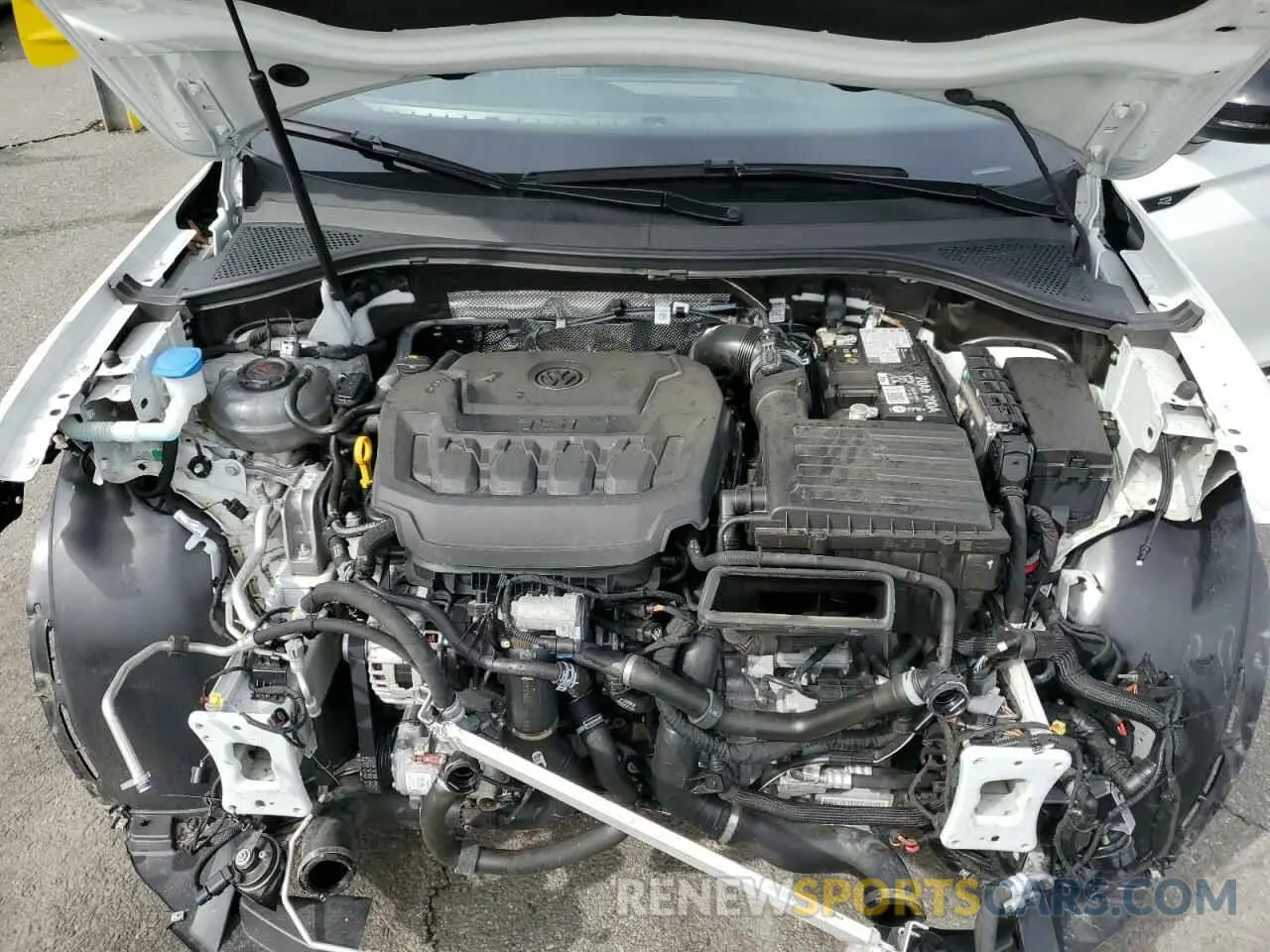 12 Photograph of a damaged car 3VV8B7AX5RM115187 VOLKSWAGEN TIGUAN 2024