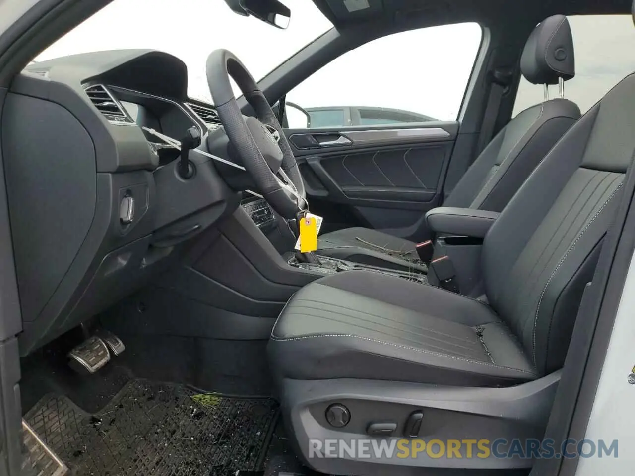 7 Фотография поврежденного автомобиля 3VV8B7AX6RM198337 VOLKSWAGEN TIGUAN 2024
