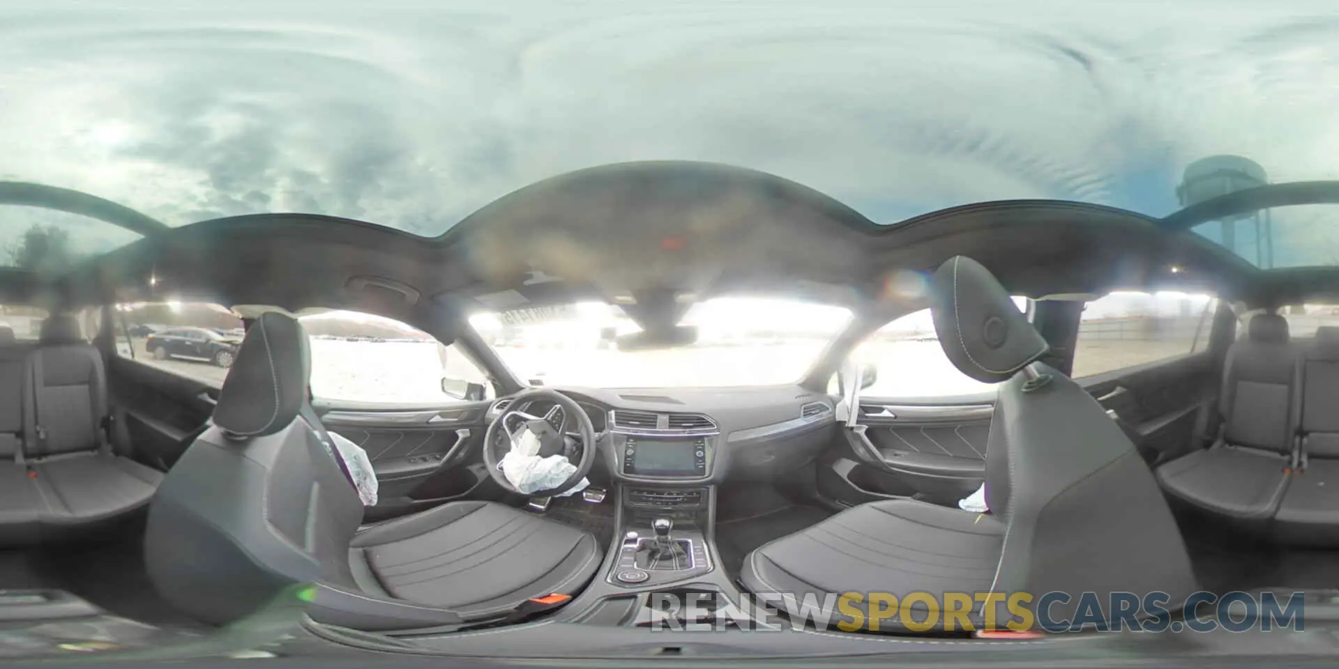 14 Photograph of a damaged car 3VV8B7AX9RM221447 VOLKSWAGEN TIGUAN 2024