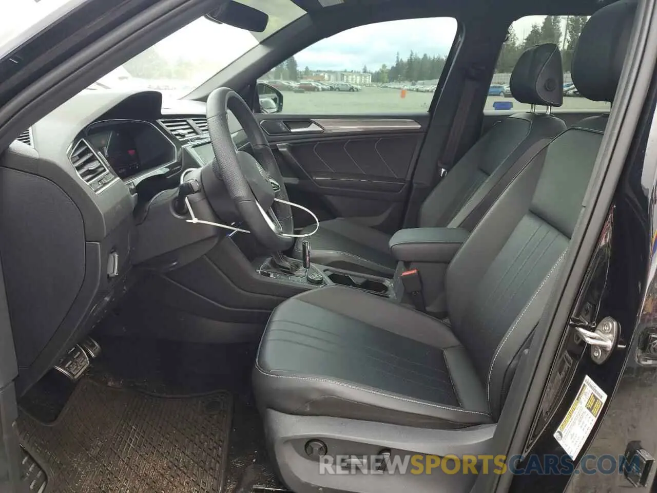 7 Photograph of a damaged car 3VV8B7AXXRM063670 VOLKSWAGEN TIGUAN 2024