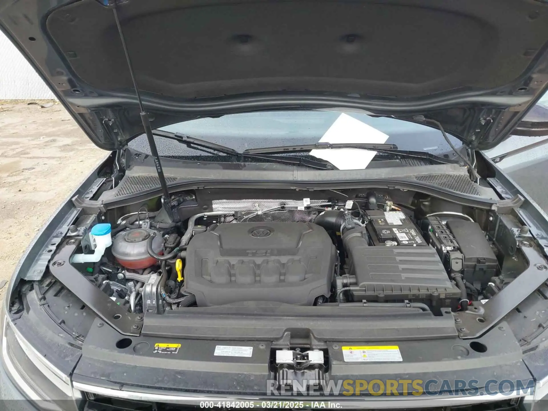 10 Фотография поврежденного автомобиля 3VV8B7AXXRM116335 VOLKSWAGEN TIGUAN 2024