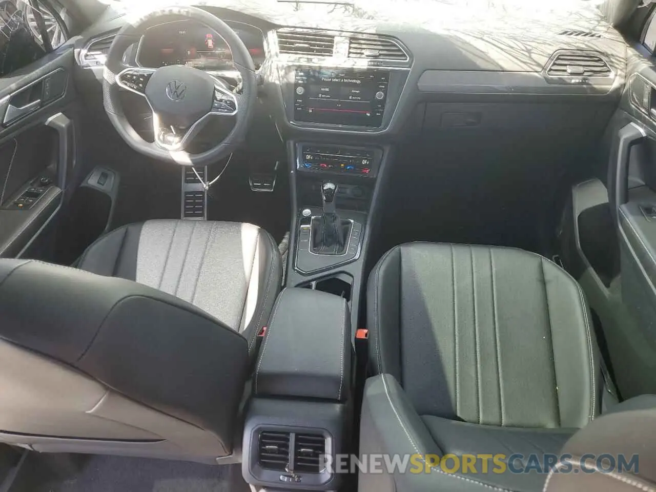 8 Фотография поврежденного автомобиля 3VVCB7AX1RM027893 VOLKSWAGEN TIGUAN 2024