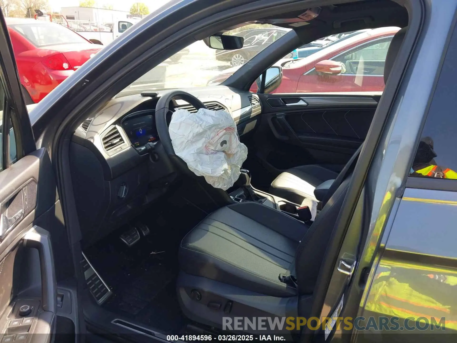 5 Photograph of a damaged car 3VVCB7AX2RM010794 VOLKSWAGEN TIGUAN 2024