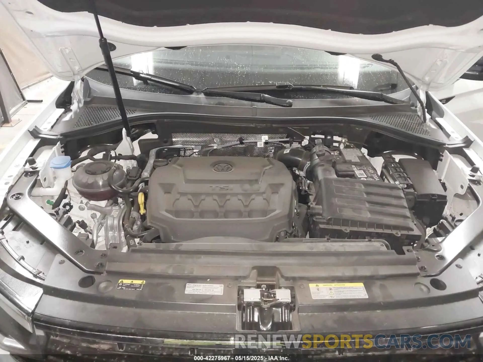 10 Photograph of a damaged car 3VVCB7AX2RM231148 VOLKSWAGEN TIGUAN 2024