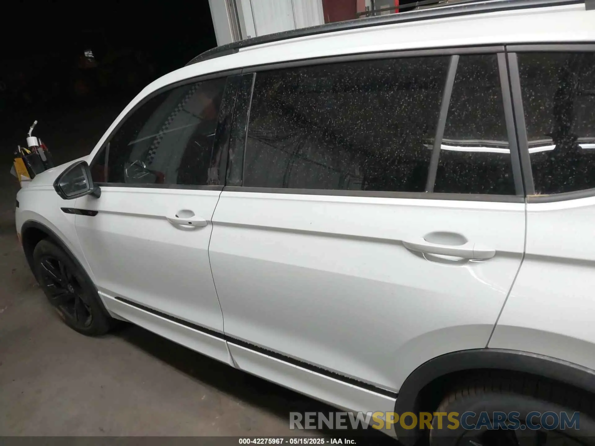 14 Photograph of a damaged car 3VVCB7AX2RM231148 VOLKSWAGEN TIGUAN 2024