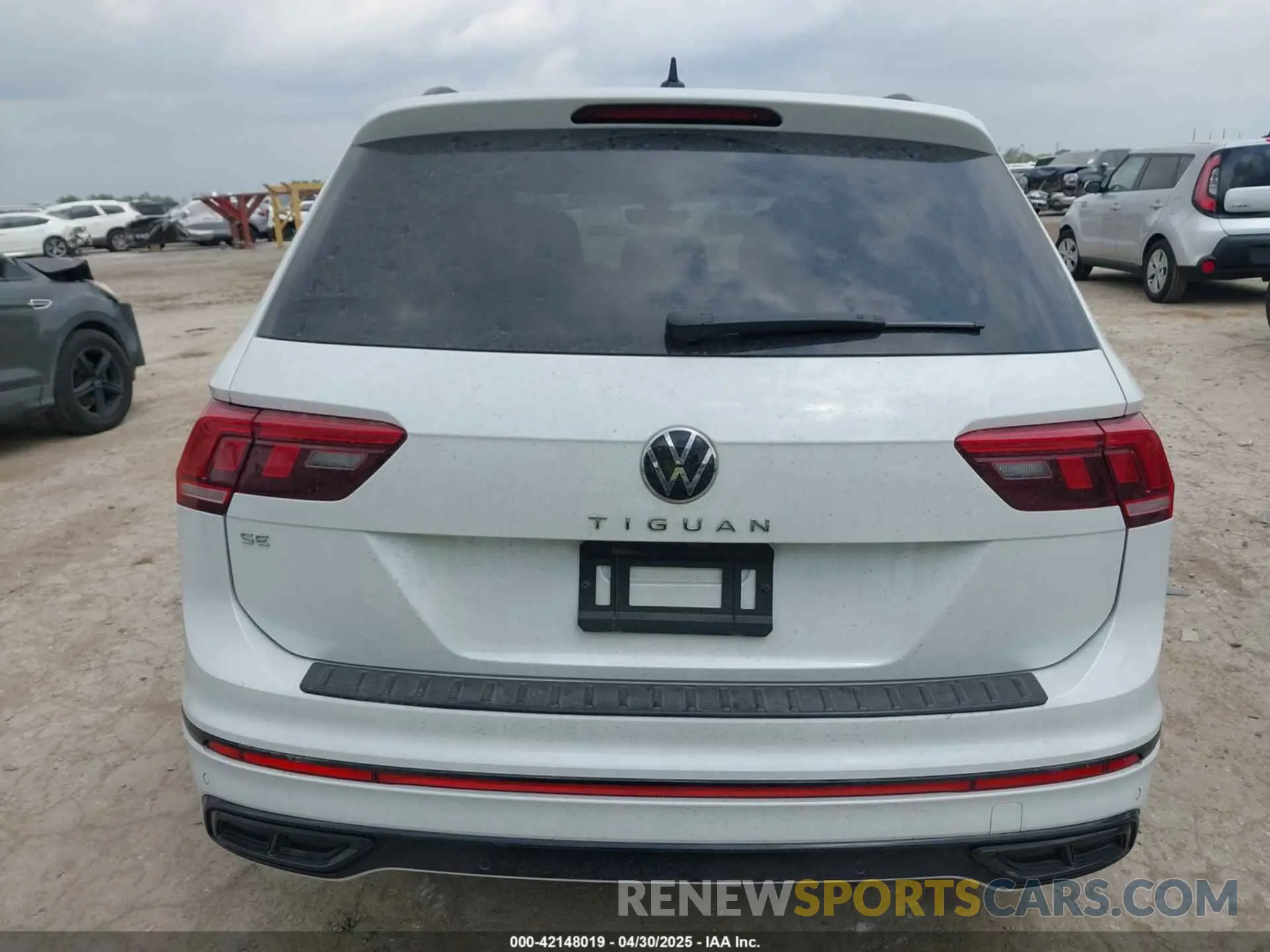 16 Фотография поврежденного автомобиля 3VVCB7AX3RM111987 VOLKSWAGEN TIGUAN 2024