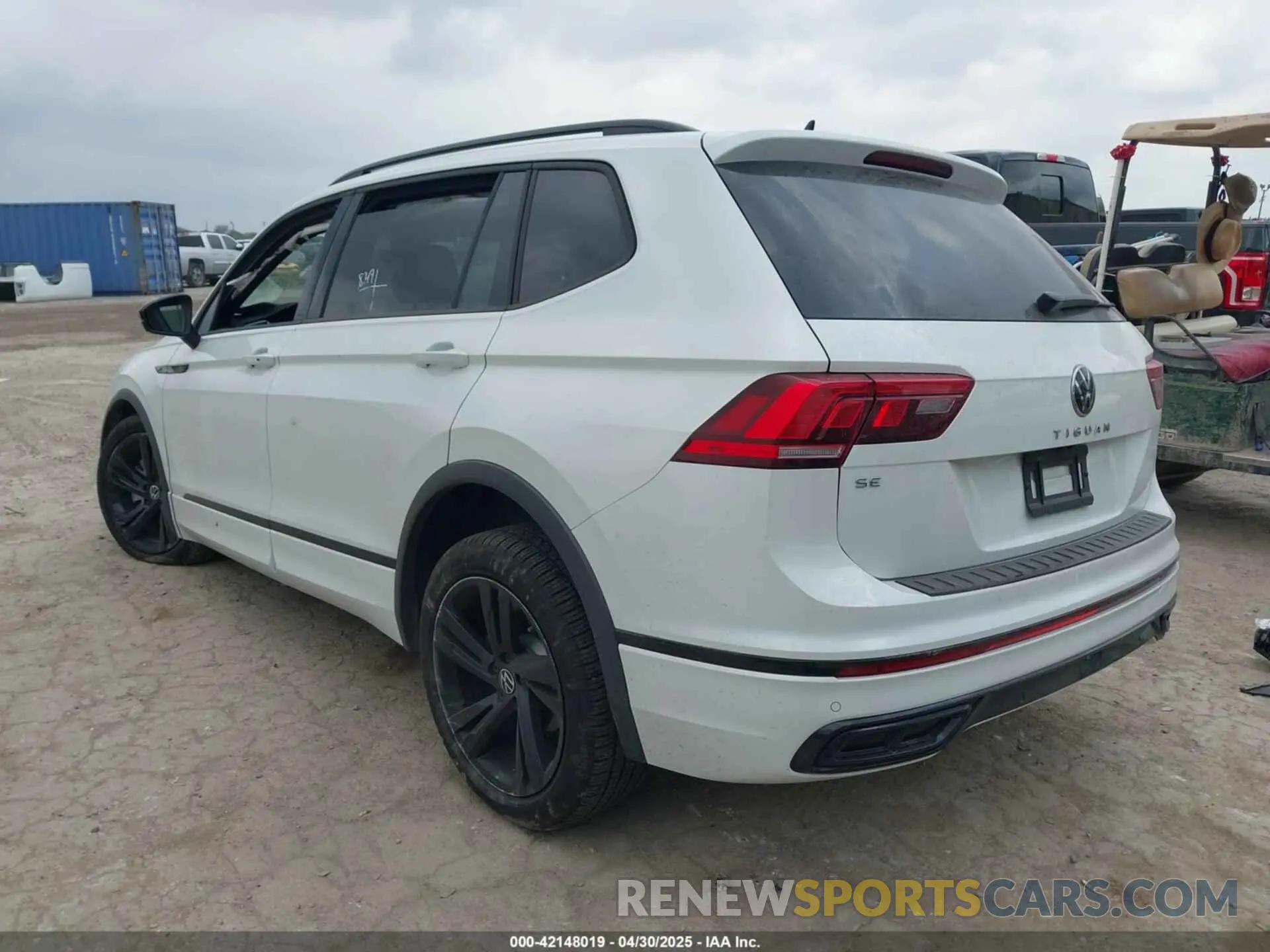 3 Фотография поврежденного автомобиля 3VVCB7AX3RM111987 VOLKSWAGEN TIGUAN 2024