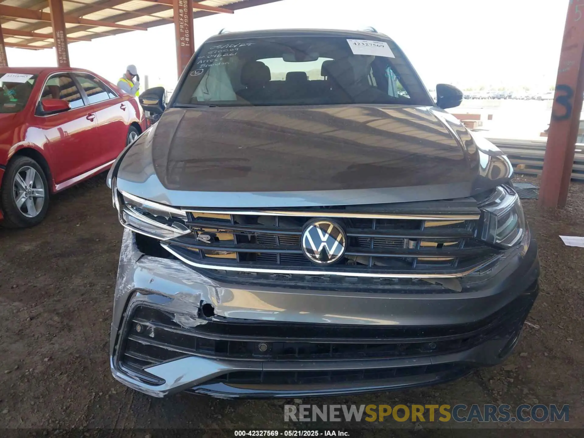 13 Photograph of a damaged car 3VVCB7AX4RM046261 VOLKSWAGEN TIGUAN 2024