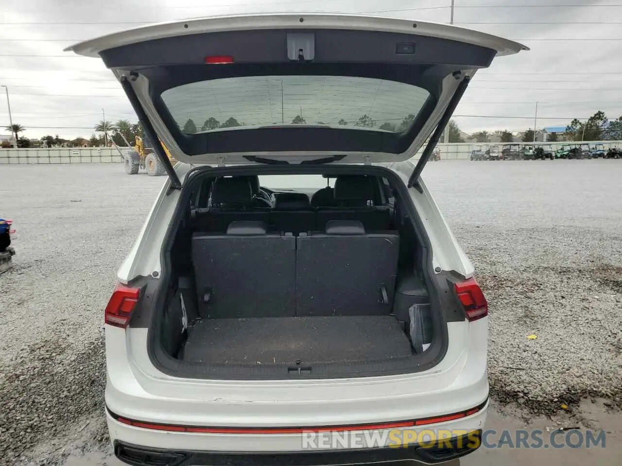 6 Фотография поврежденного автомобиля 3VVCB7AX5RM053056 VOLKSWAGEN TIGUAN 2024