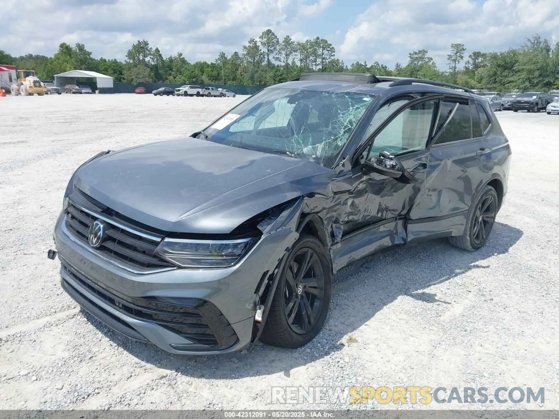 2 Photograph of a damaged car 3VVCB7AX6RM145177 VOLKSWAGEN TIGUAN 2024