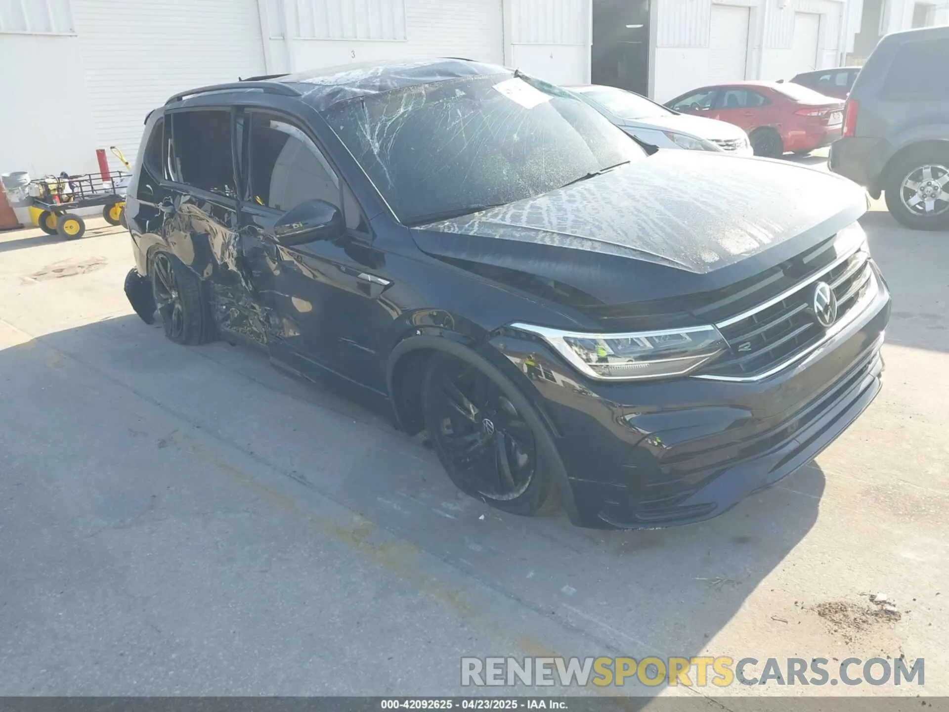 1 Photograph of a damaged car 3VVCB7AXXRM000871 VOLKSWAGEN TIGUAN 2024