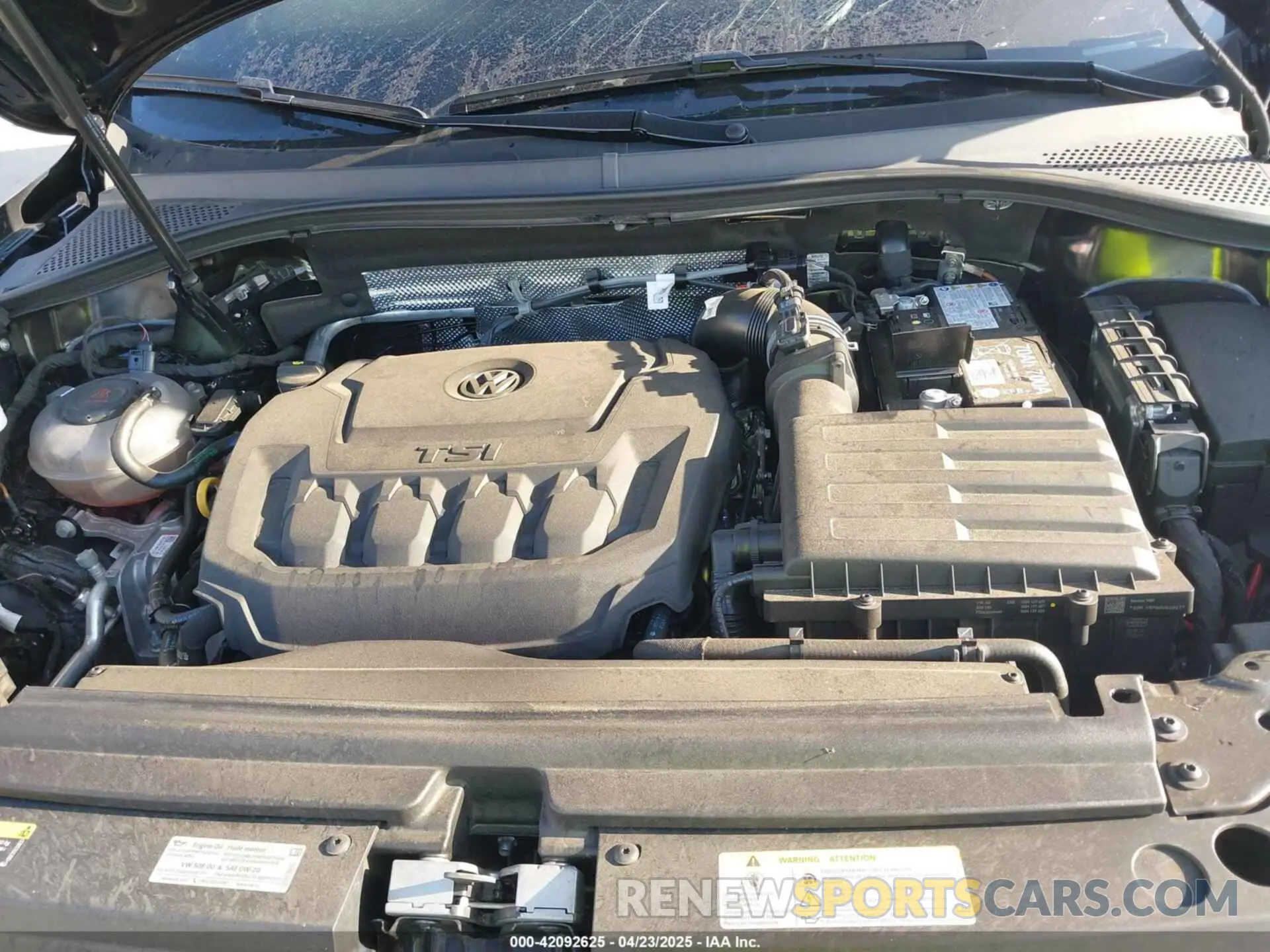 10 Photograph of a damaged car 3VVCB7AXXRM000871 VOLKSWAGEN TIGUAN 2024