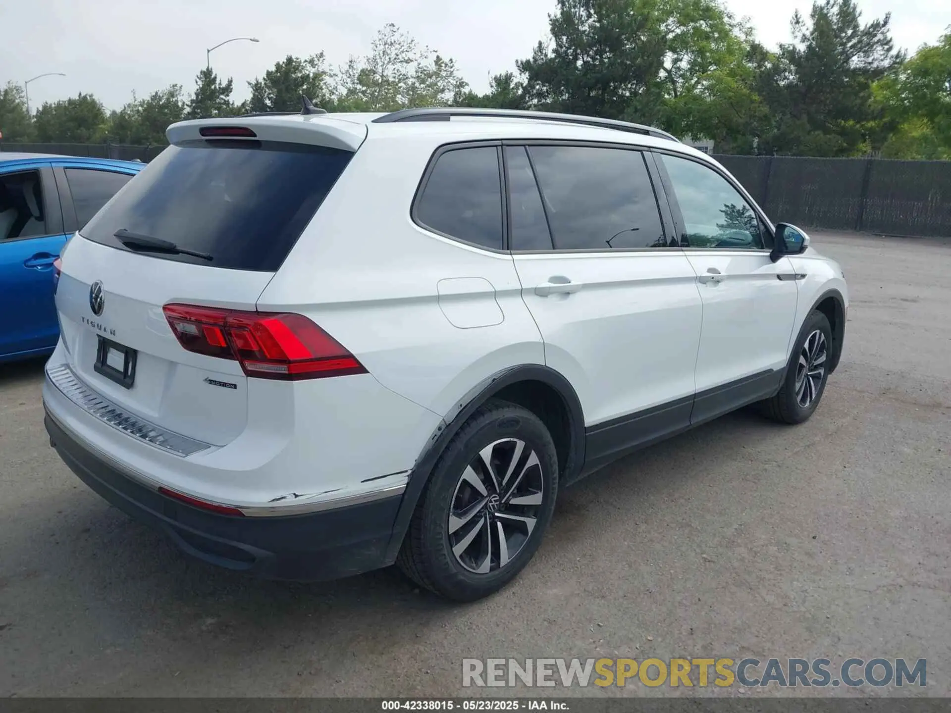 4 Фотография поврежденного автомобиля 3VVFB7AX2RM023493 VOLKSWAGEN TIGUAN 2024