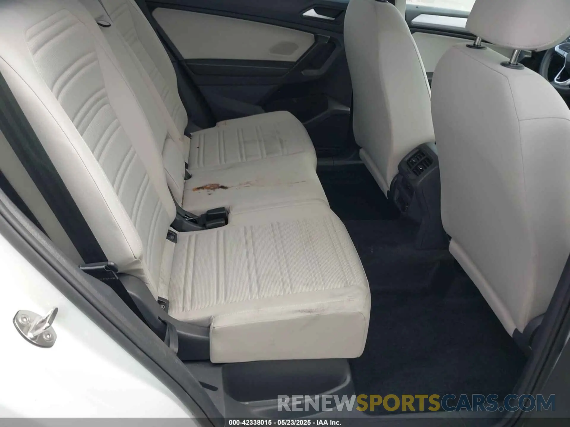 8 Фотография поврежденного автомобиля 3VVFB7AX2RM023493 VOLKSWAGEN TIGUAN 2024