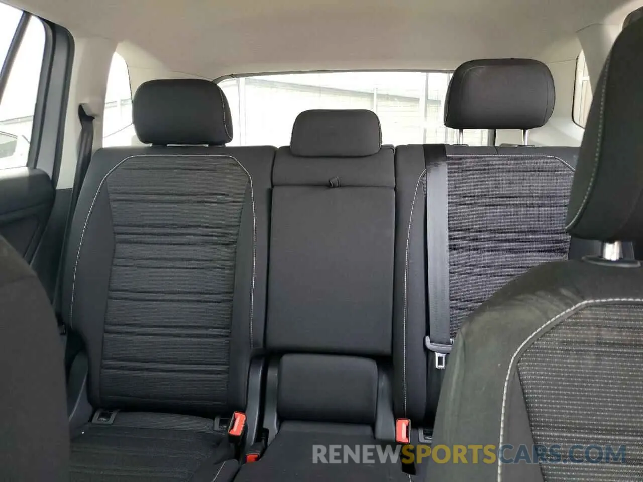 10 Фотография поврежденного автомобиля 3VVFB7AX6RM041804 VOLKSWAGEN TIGUAN 2024