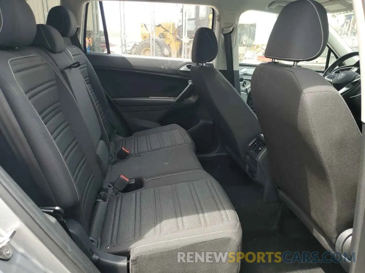 11 Фотография поврежденного автомобиля 3VVFB7AX6RM041804 VOLKSWAGEN TIGUAN 2024