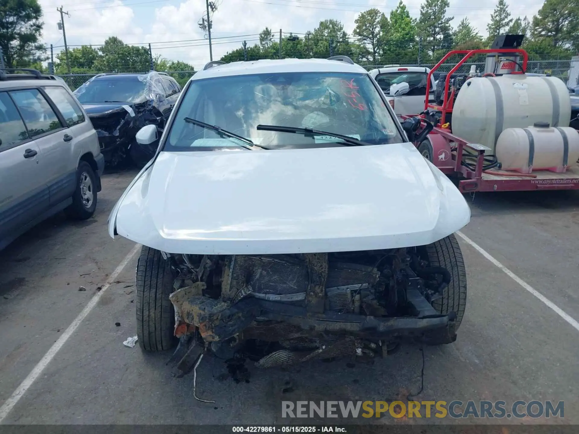11 Photograph of a damaged car 3VVFB7AX7RM030830 VOLKSWAGEN TIGUAN 2024