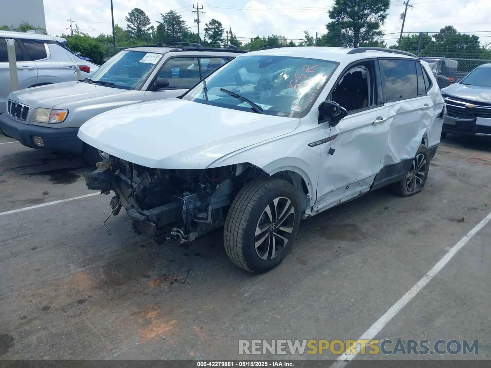 2 Photograph of a damaged car 3VVFB7AX7RM030830 VOLKSWAGEN TIGUAN 2024