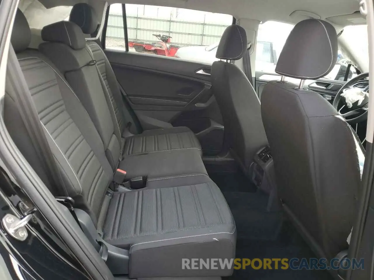 10 Фотография поврежденного автомобиля 3VVFB7AX9RM114972 VOLKSWAGEN TIGUAN 2024