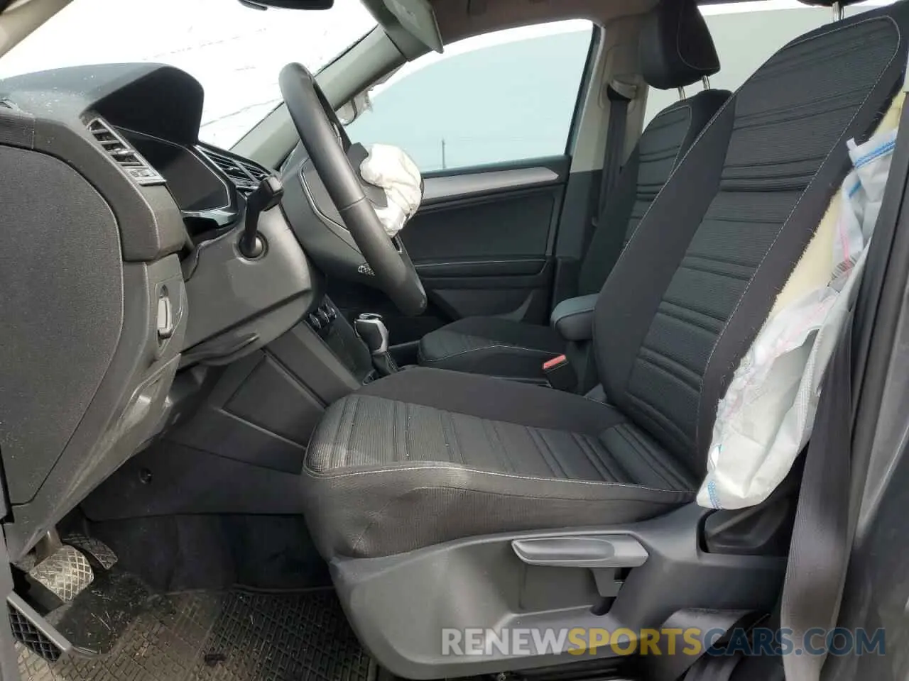 7 Фотография поврежденного автомобиля 3VVFB7AXXRM166367 VOLKSWAGEN TIGUAN 2024
