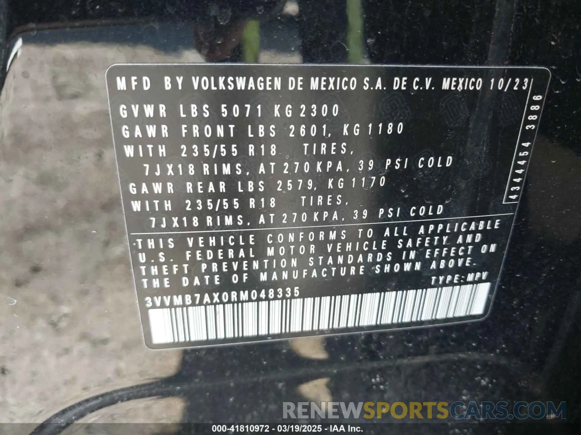 9 Photograph of a damaged car 3VVMB7AX0RM048335 VOLKSWAGEN TIGUAN 2024