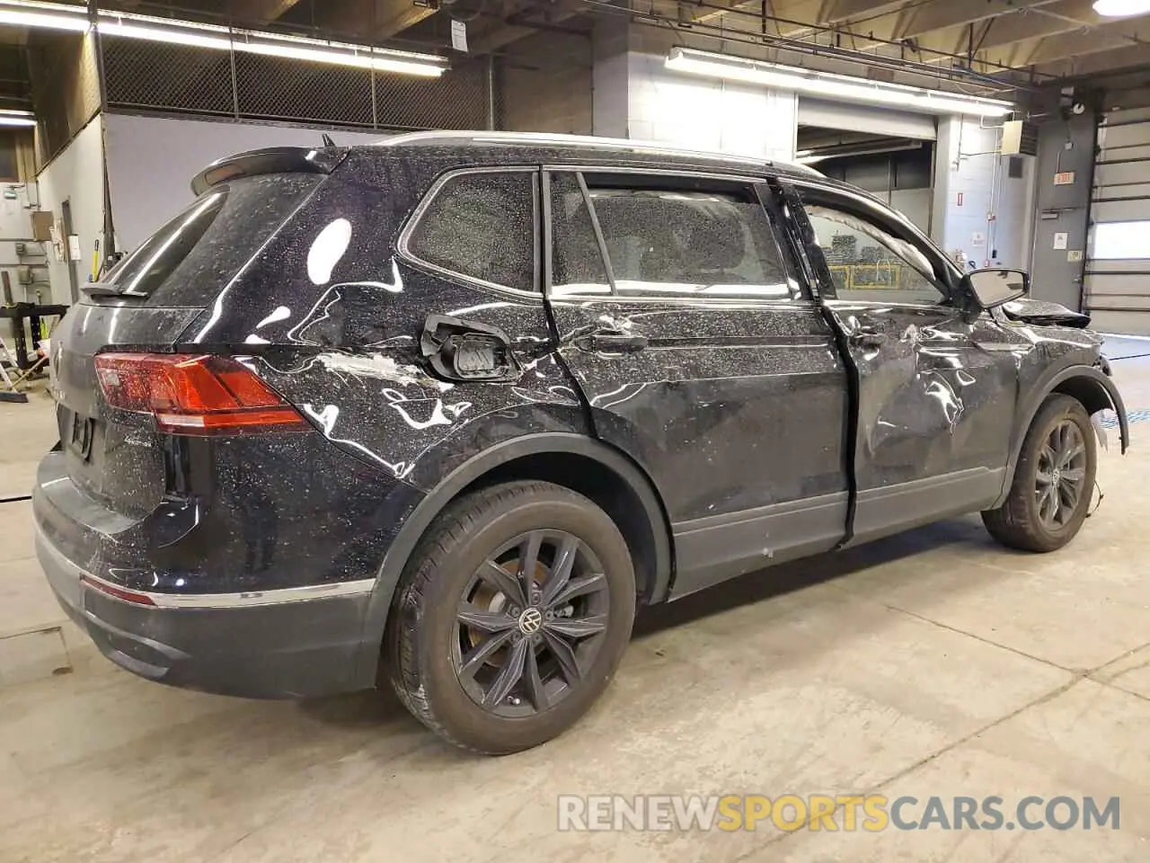 3 Фотография поврежденного автомобиля 3VVMB7AX3RM176245 VOLKSWAGEN TIGUAN 2024