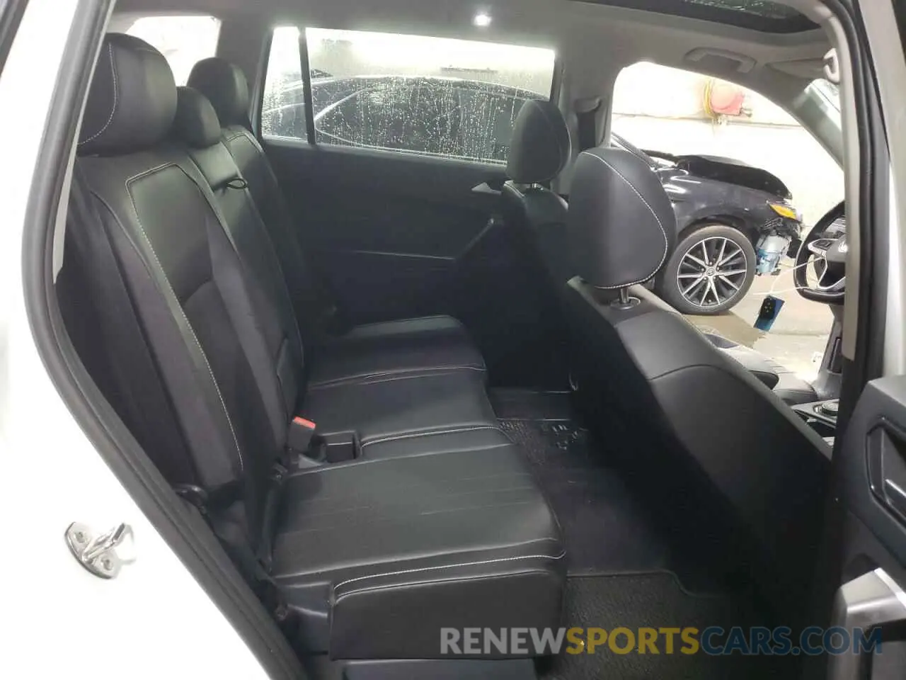 10 Фотография поврежденного автомобиля 3VVMB7AX5RM054728 VOLKSWAGEN TIGUAN 2024