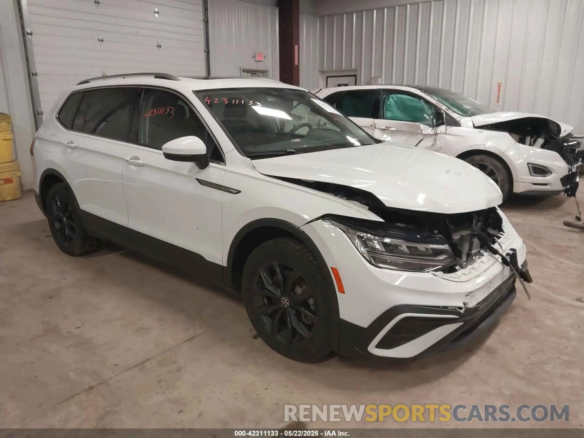 1 Фотография поврежденного автомобиля 3VVMB7AX6RM135219 VOLKSWAGEN TIGUAN 2024