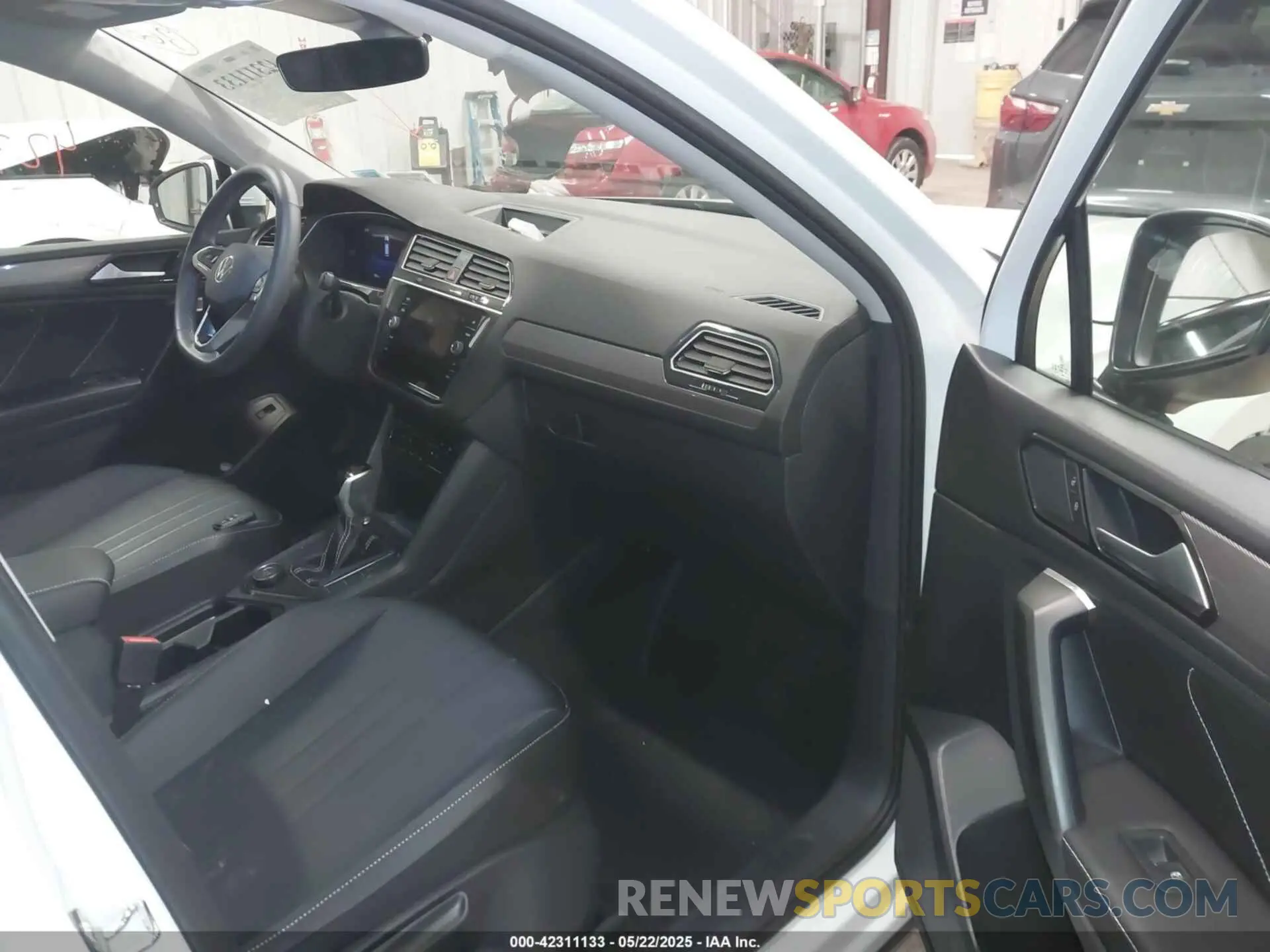 5 Фотография поврежденного автомобиля 3VVMB7AX6RM135219 VOLKSWAGEN TIGUAN 2024