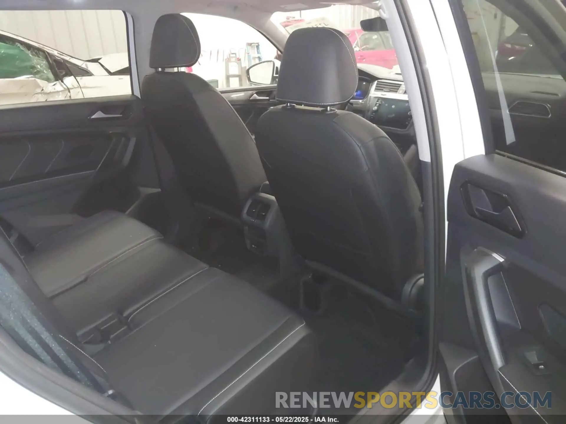 8 Фотография поврежденного автомобиля 3VVMB7AX6RM135219 VOLKSWAGEN TIGUAN 2024