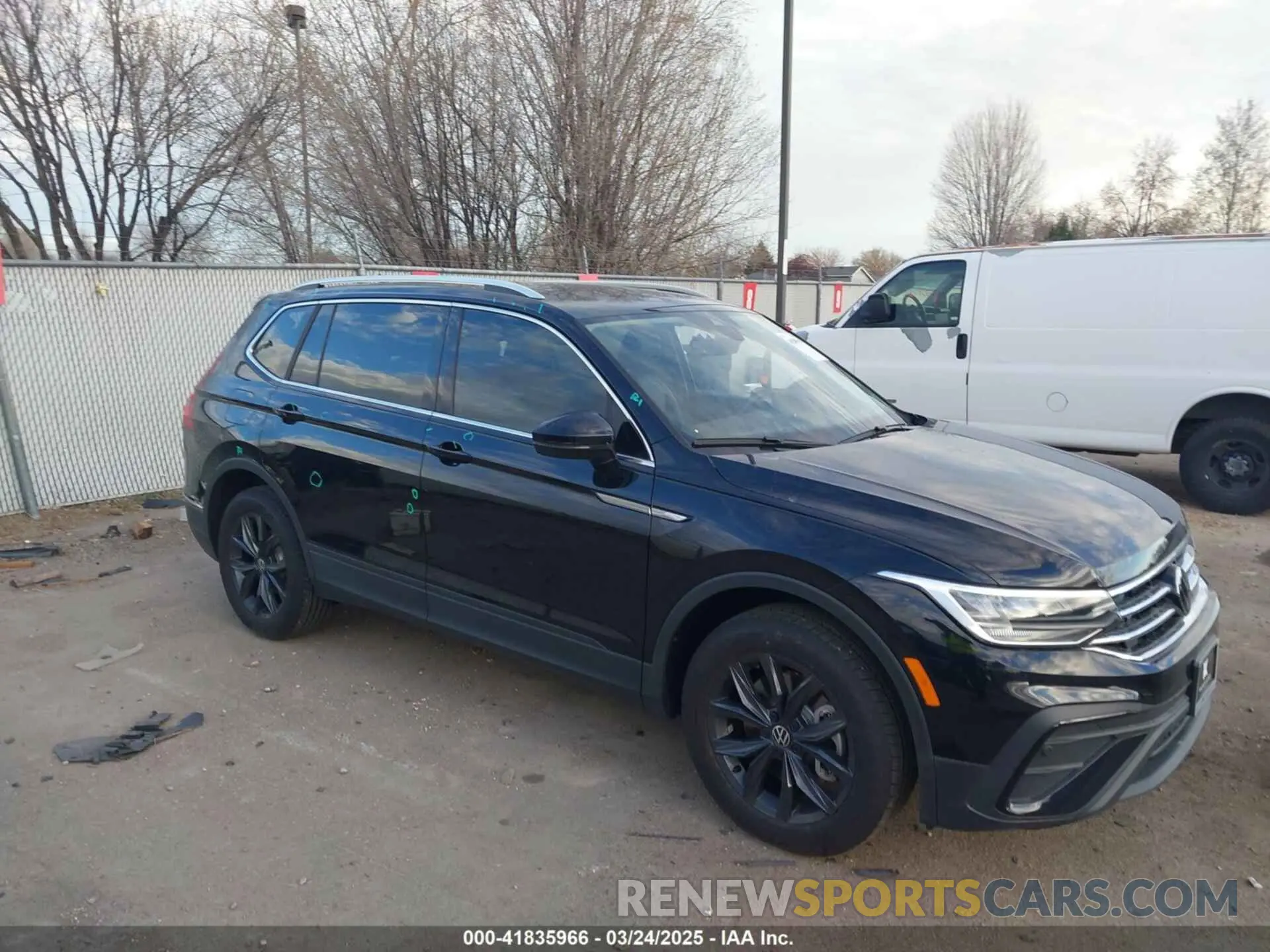 1 Фотография поврежденного автомобиля 3VVMB7AX6RM176241 VOLKSWAGEN TIGUAN 2024